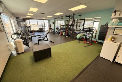 Wharncliffe Rd. S. 1830, Unit 4 - 05