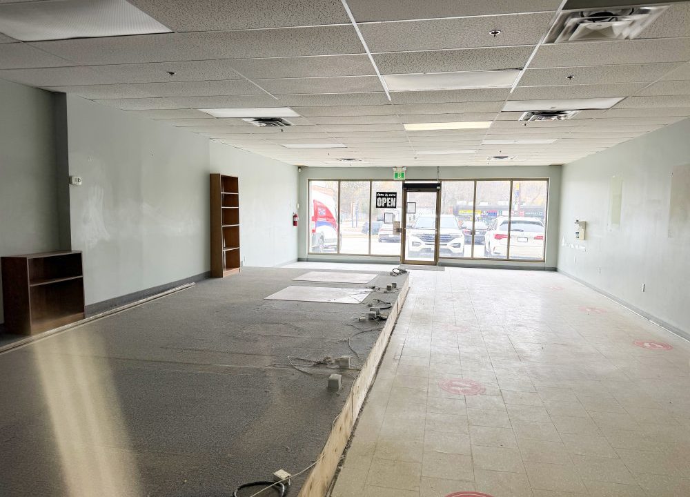 Commissioners Rd. E. 920, Unit 118 - 09a