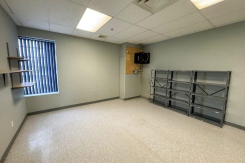 Commissioners Rd. E. 920, Unit 118 - 13a