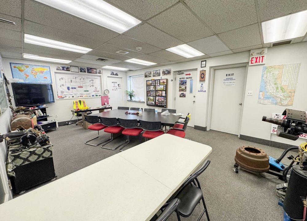 Wharncliffe Rd. S. 764 - 02a