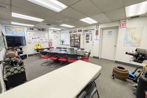 Wharncliffe Rd. S. 764 - 02a