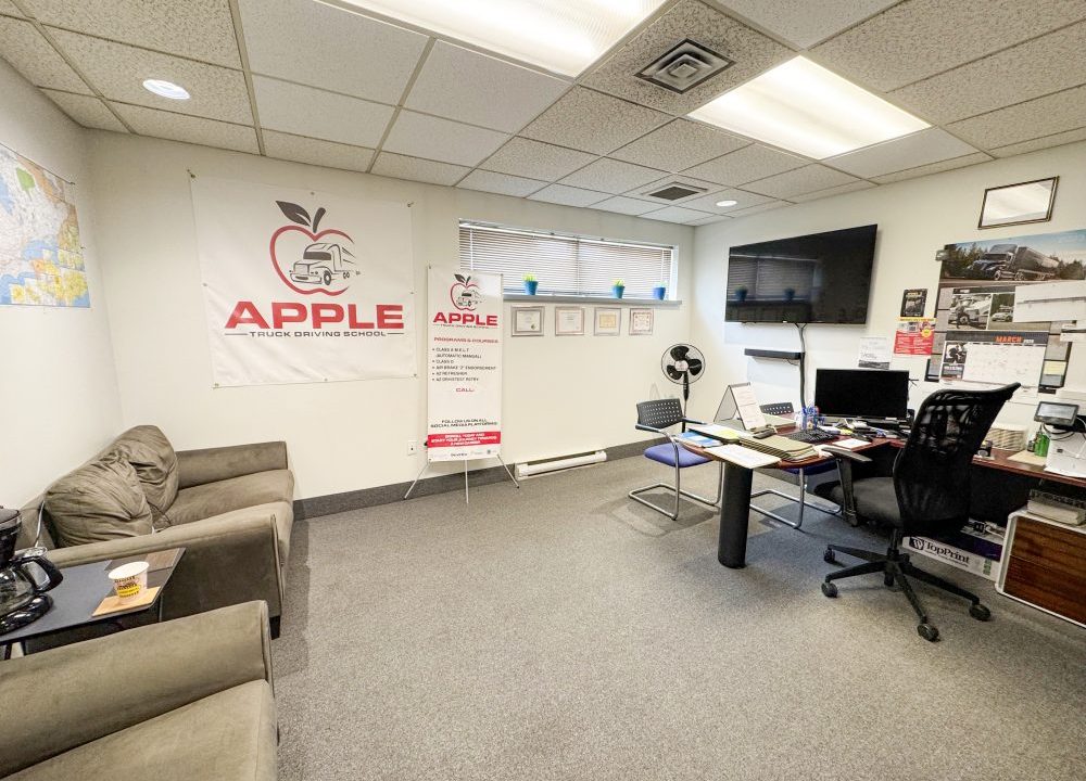 Wharncliffe Rd. S. 764 - 06a