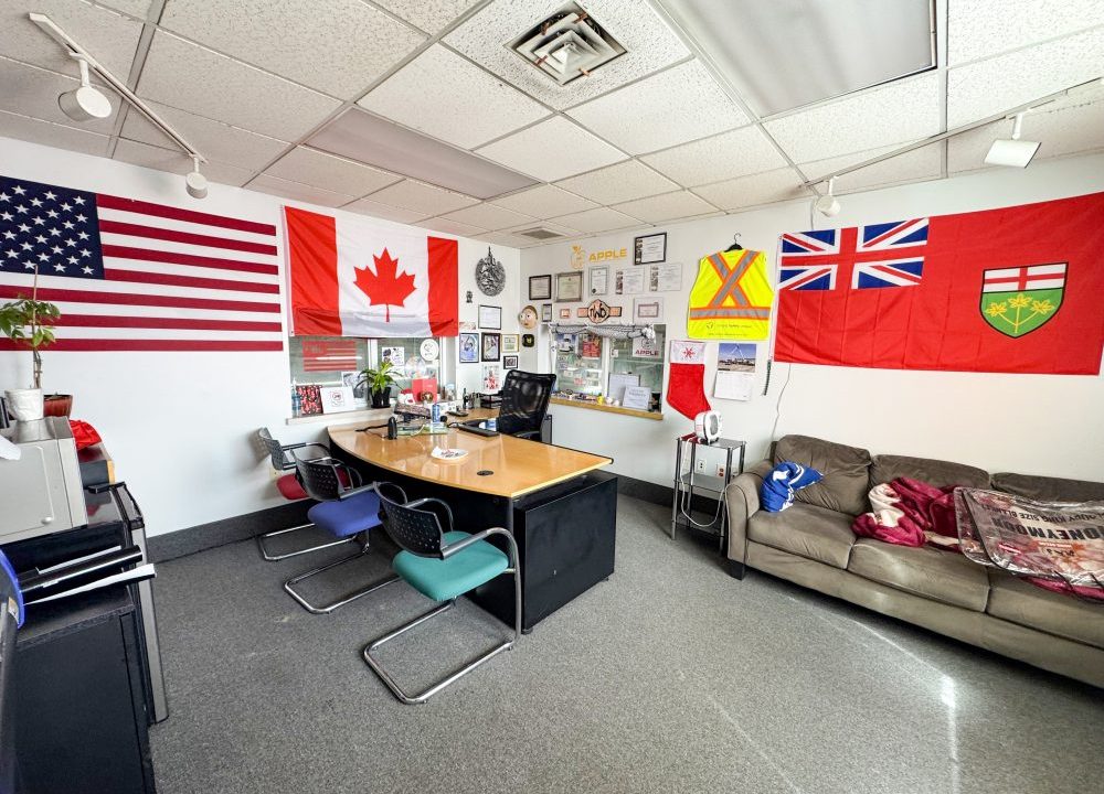 Wharncliffe Rd. S. 764 - 08a