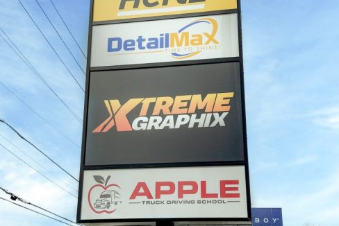 Wharncliffe Rd. S. 764 - 19a