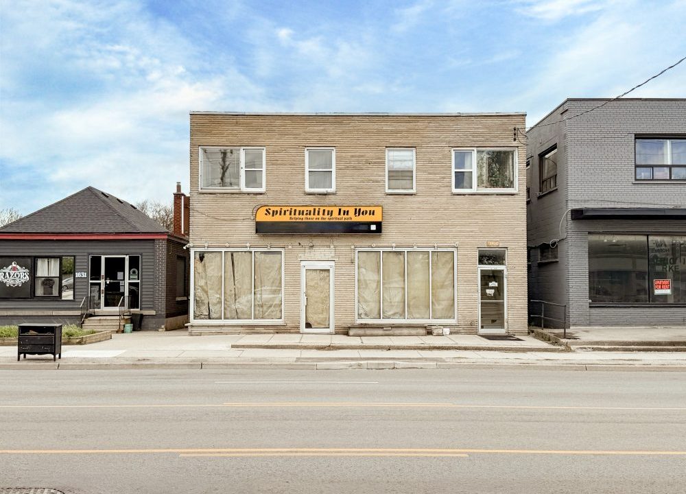 Dundas St. 1629 - 01a