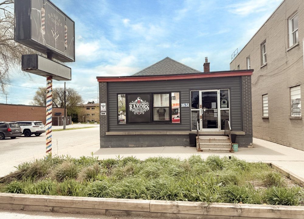 Dundas St. 1631 - 02a