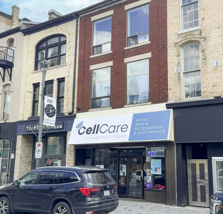 Dundas St. 207 - 01a