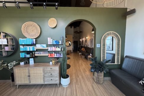 Lakeshore Rd. 1119 - 24
