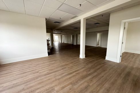 Third St. 600 - 2nd Floor - 01a