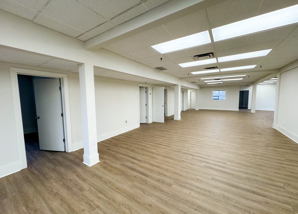 Third St. 600 - 2nd Floor - 10a