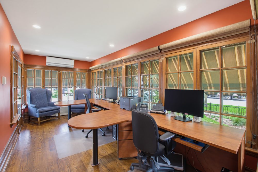 14-14 602 Dufferin Ave
