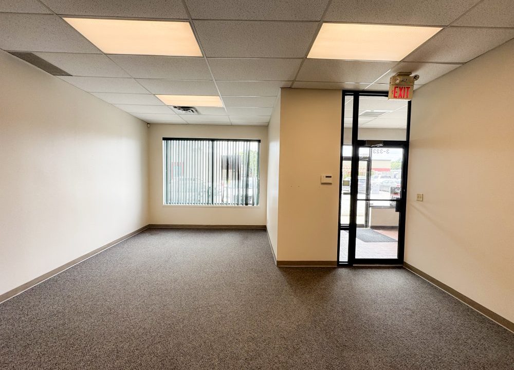 Caradoc St. S. 323, Unit C4 - 13a