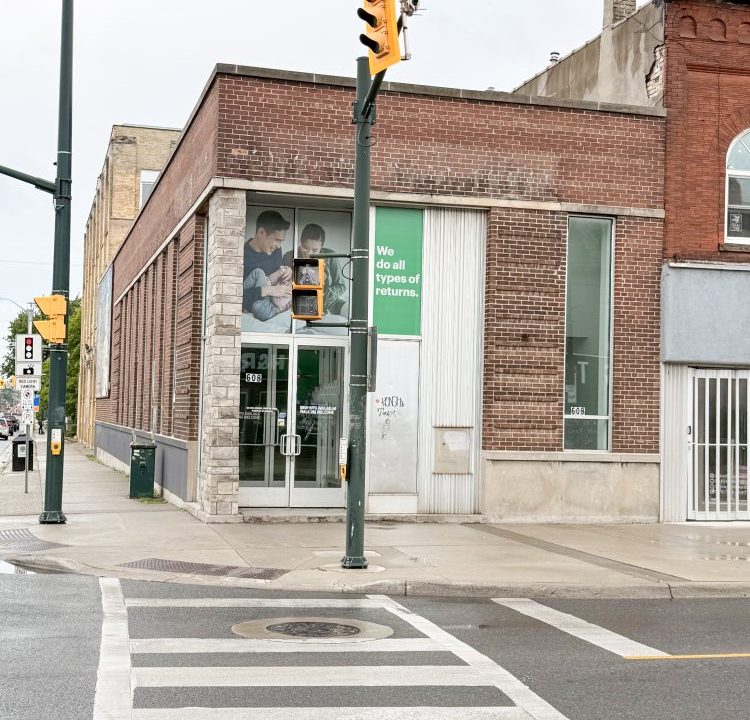 Dundas St. 608 - 7a