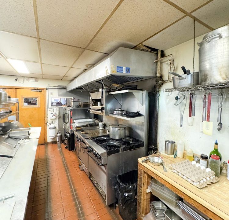 Main St. 232-326 - 05a