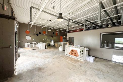 Sarnia Rd. 1055 - 04a
