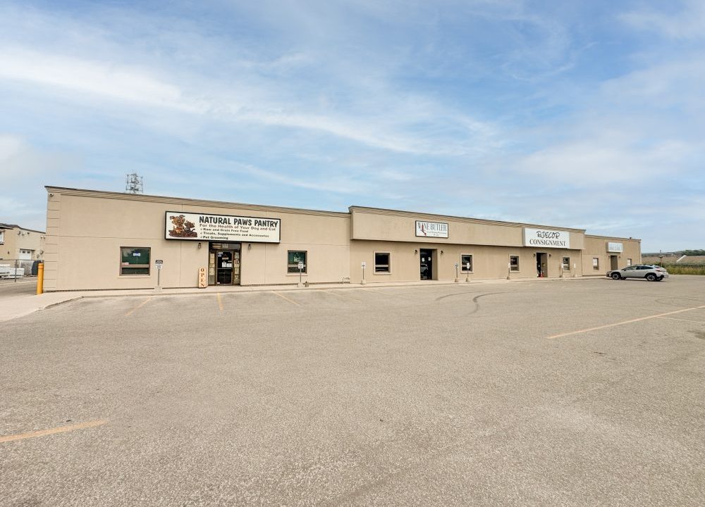 Sarnia Rd. 1055 - 10a