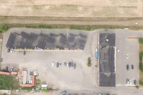 Sarnia Rd. 1055 - 24a