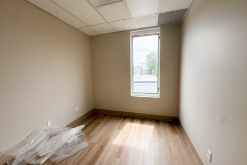 Wharncliffe Rd. S. 333 - 10a