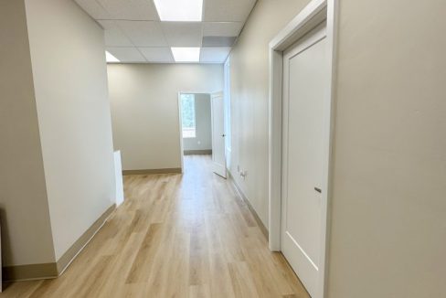 Wharncliffe Rd. S. 333 - 11a