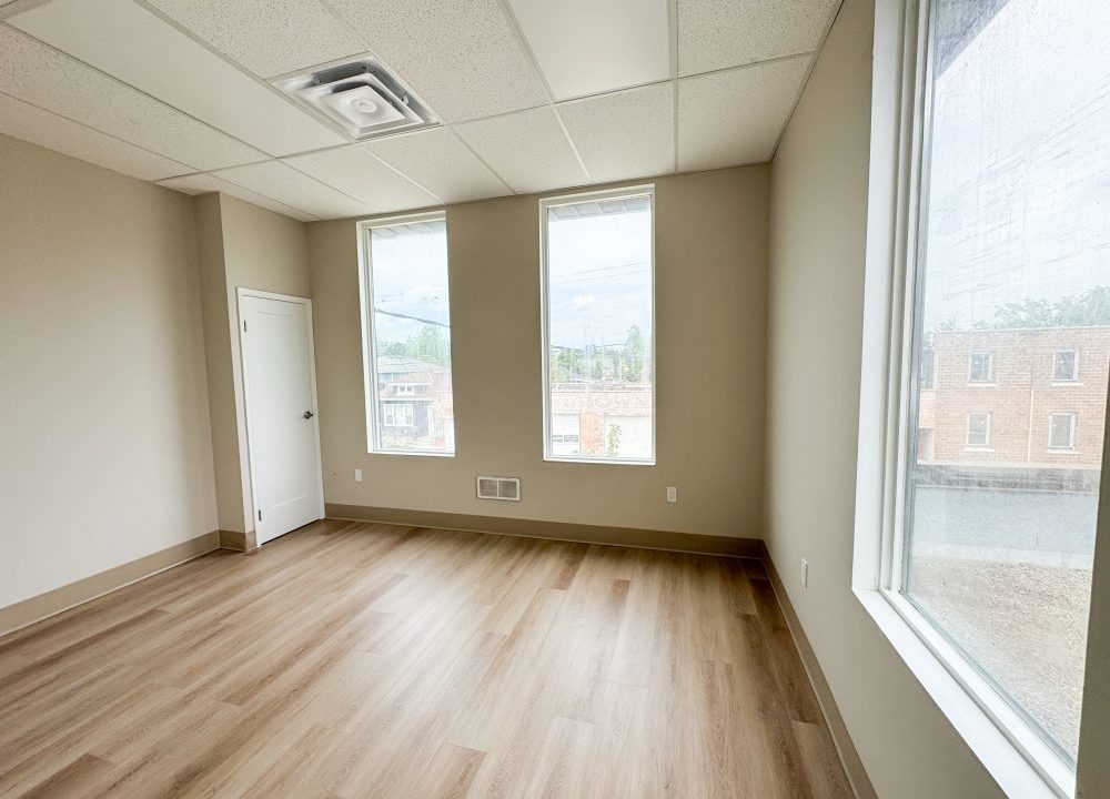 Wharncliffe Rd. S. 333 - 13a