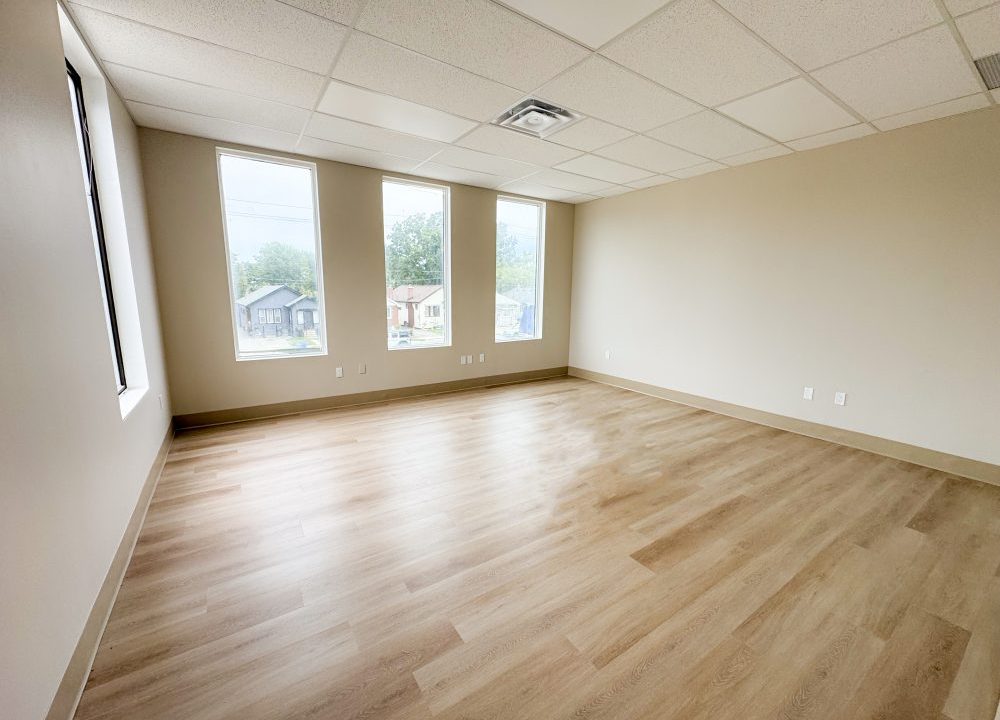 Wharncliffe Rd. S. 333 - 15a