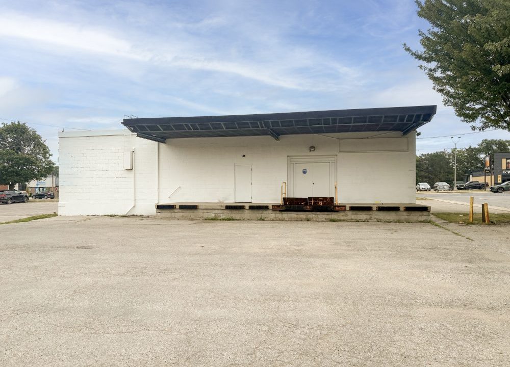 Wharncliffe Rd. S. 405-415 - 01a