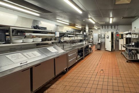 Wellington Rd. S. 1160 - 024a