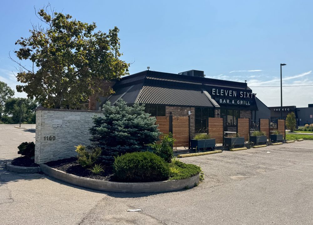 Wellington Rd. S. 1160 - 078a